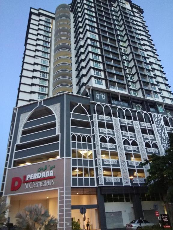 Kb Studio @D'Perdana Apartment コタバル エクステリア 写真